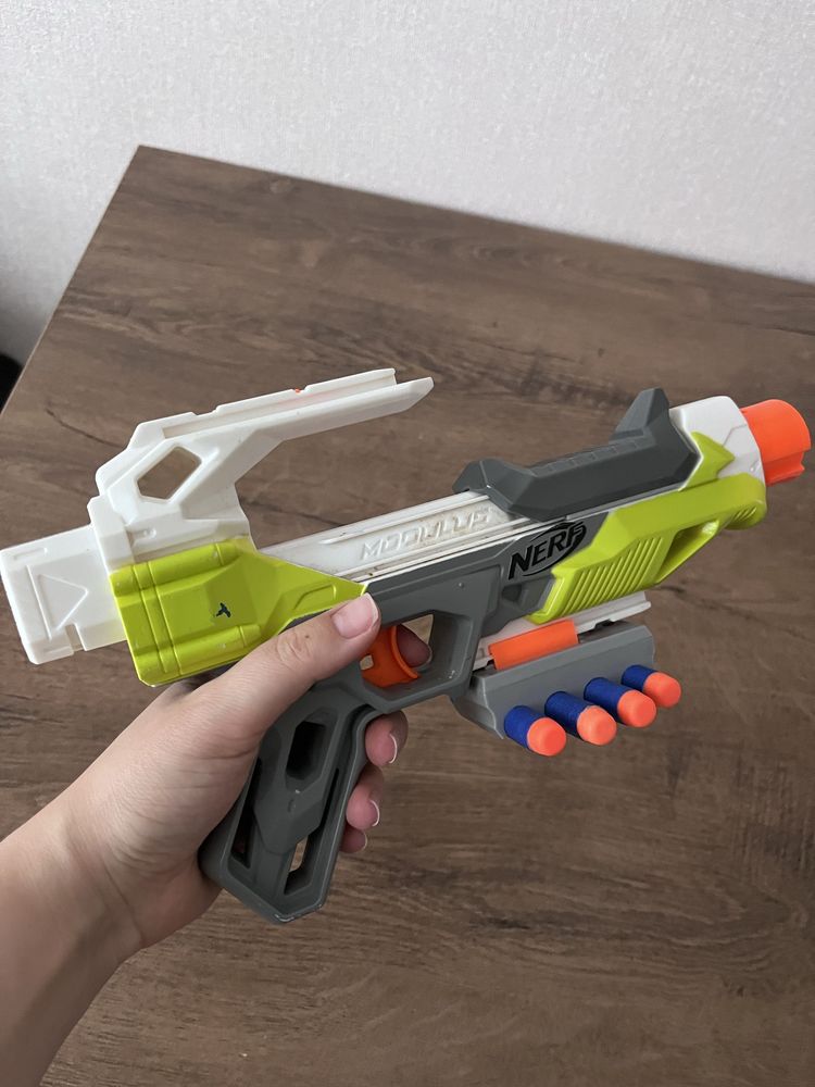 Бластери nerf hasbro