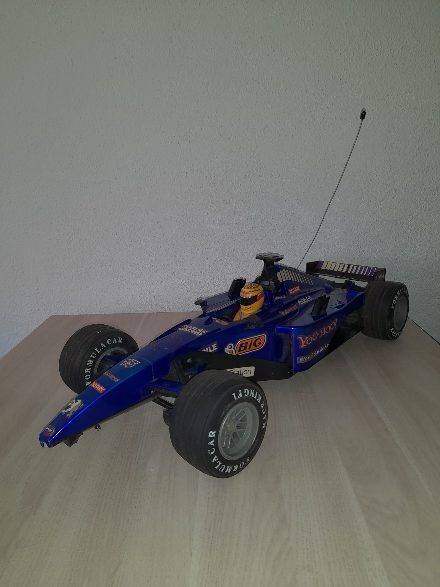 Carro Brinquedo/ Decoração Grande Fórmula 1 ( 85cm comprimento)