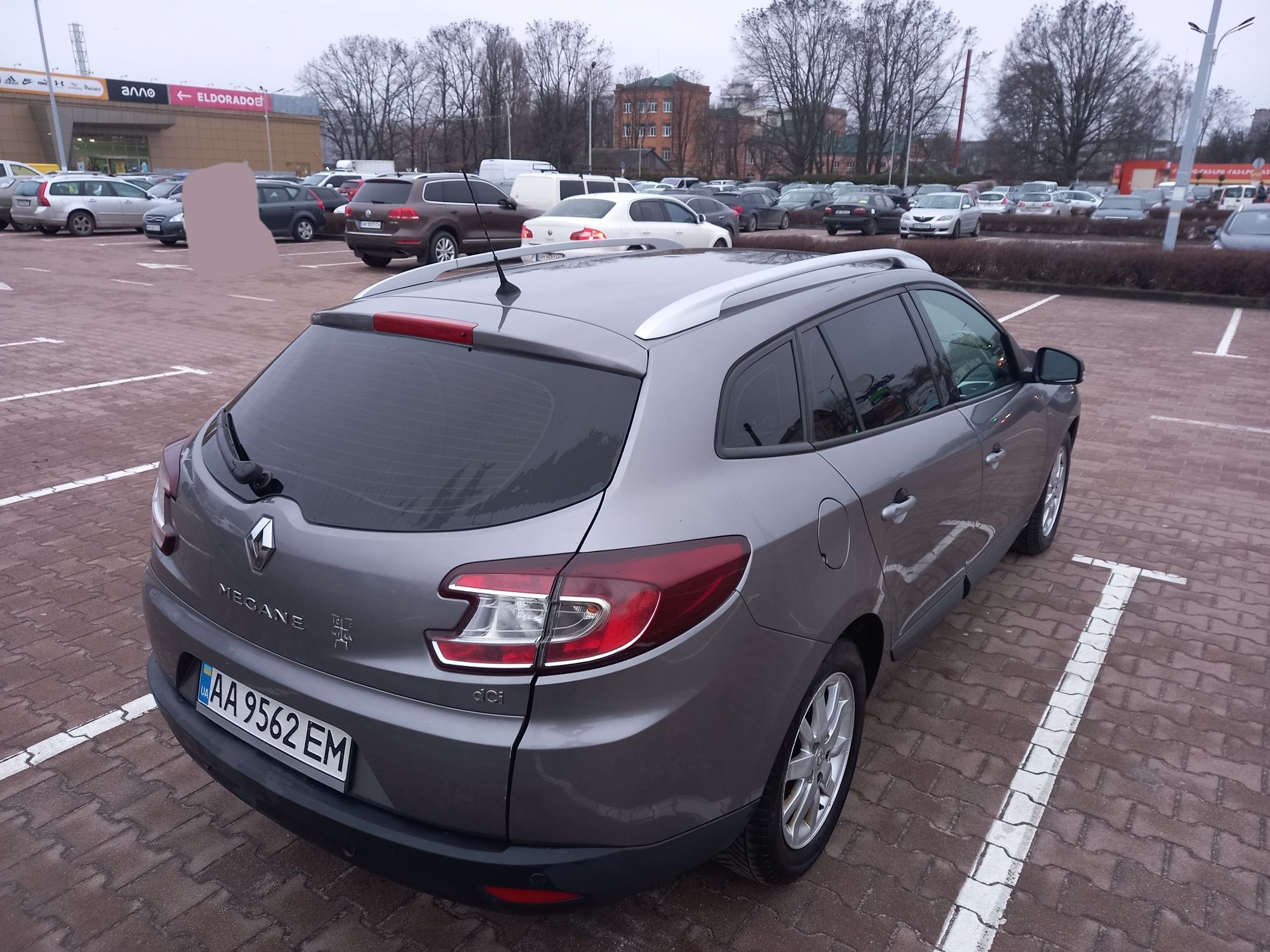 Меган 3, 2010 року, 1.9 dci