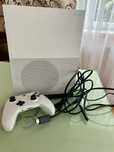 Продам Xbox One S 1 tb !!!