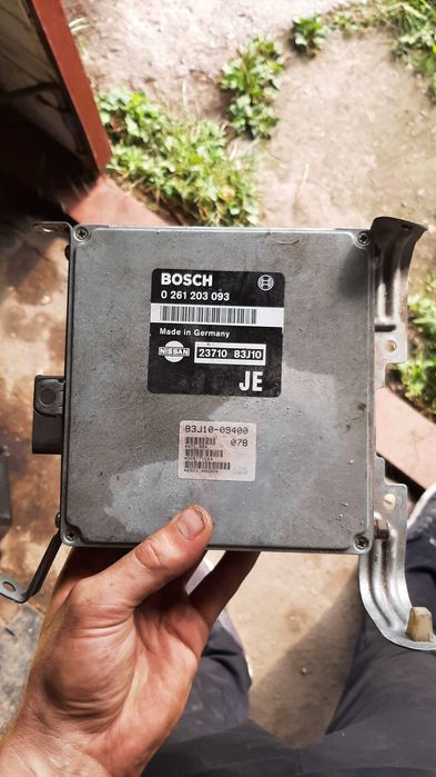 Блок управления двигателем ЭБУ на Nissan SR20