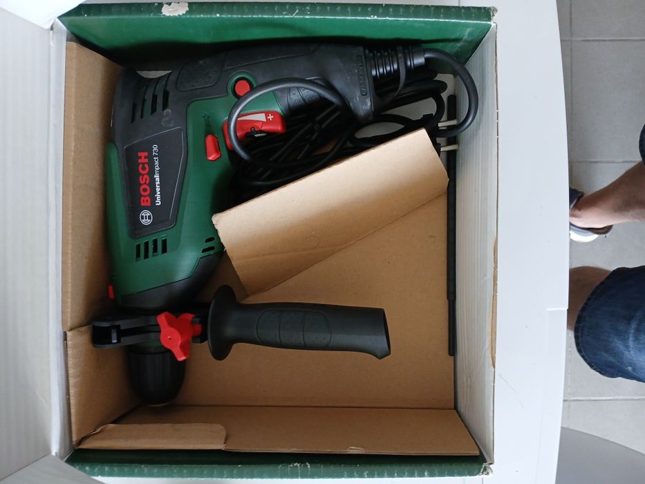 Дриль ударна Bosch UniversalImpact 730