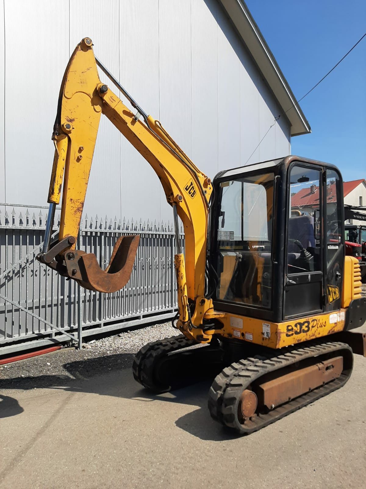 Minikoparka gąsienicowa JCB 803 plus mini koparka obrotowa