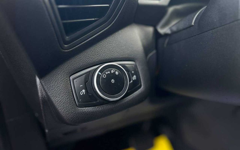 Ford C-Max 2016 року