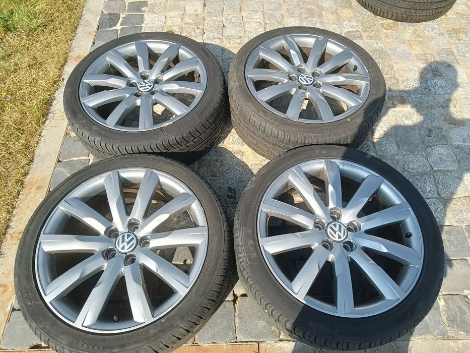 Felgi Aluminiowe 19 5x112 8Jx19H2 ET39 Audi Q5 SQ5 8R0601025B Koła VW Seat Skoda