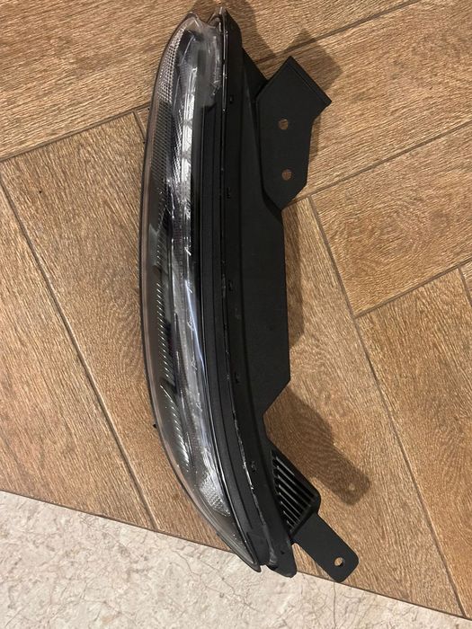 Фара Hyundai kona