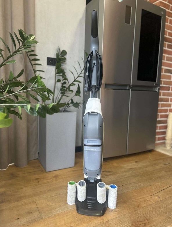 Моющий пылесос Karcher FC5