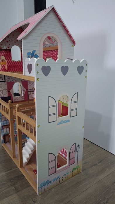 Domek dla lalek drewniany duży