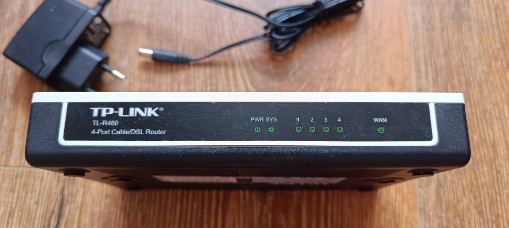 Комутатор  маршрутизатор tp link TL-R460