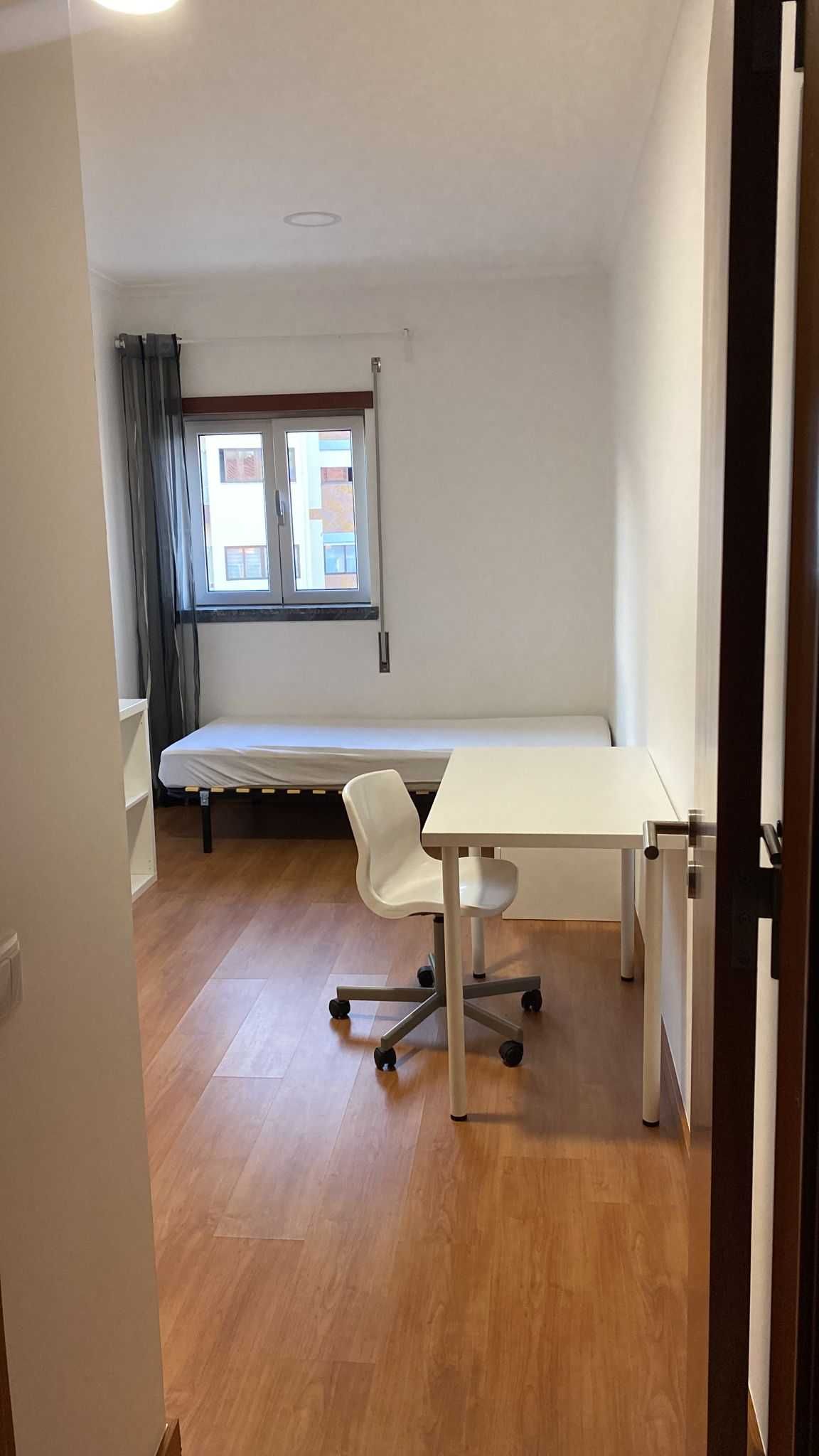 Quarto Rapariga a 600metros da ESECS