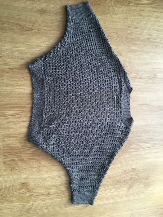 Sweter damski krótki kardigan szary srebrna nitka M/L firma H&M