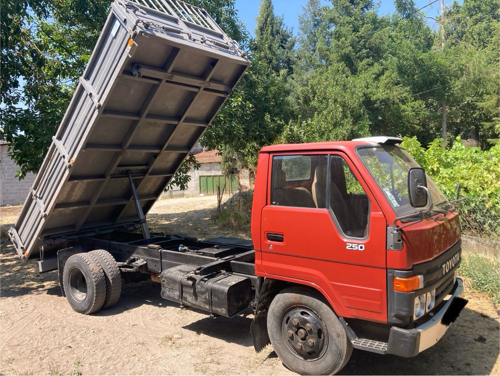 Toyota Dyna 250