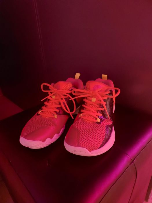 Li-ning. Взуття для бадмінтону, волейболу настільного тенісу. 25.5 см