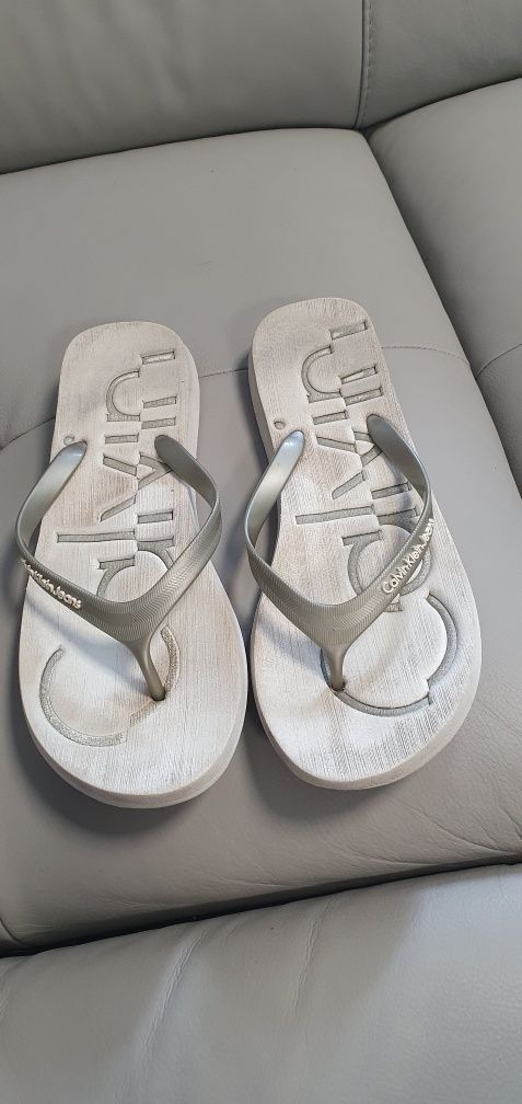 Japonki Calvin Klein 38/39