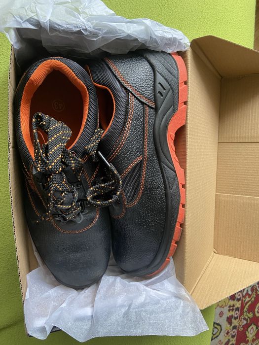 Buty ochronne z Blachą