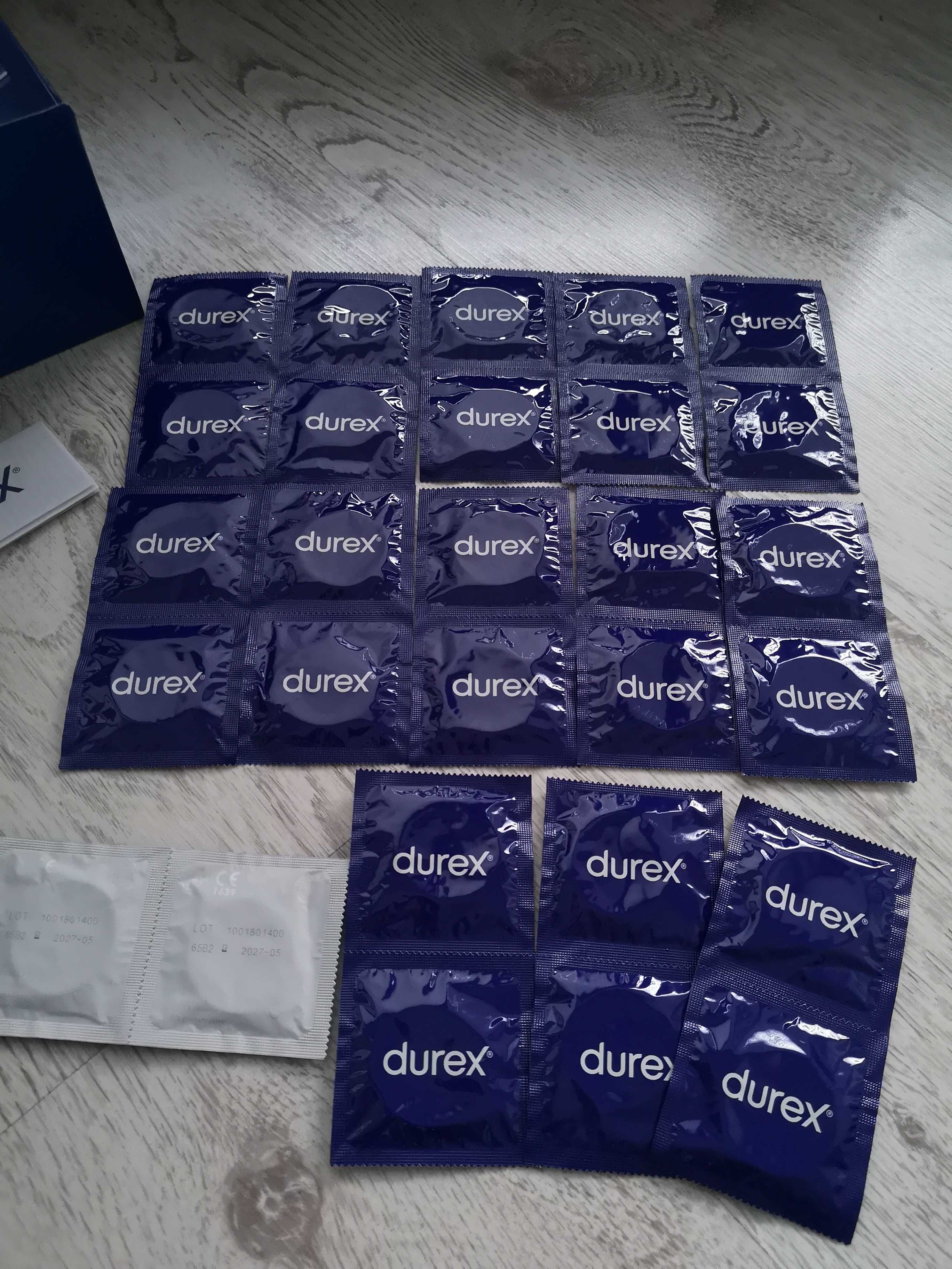 Durex Natural Slim Fit (Classic) 28 szt.