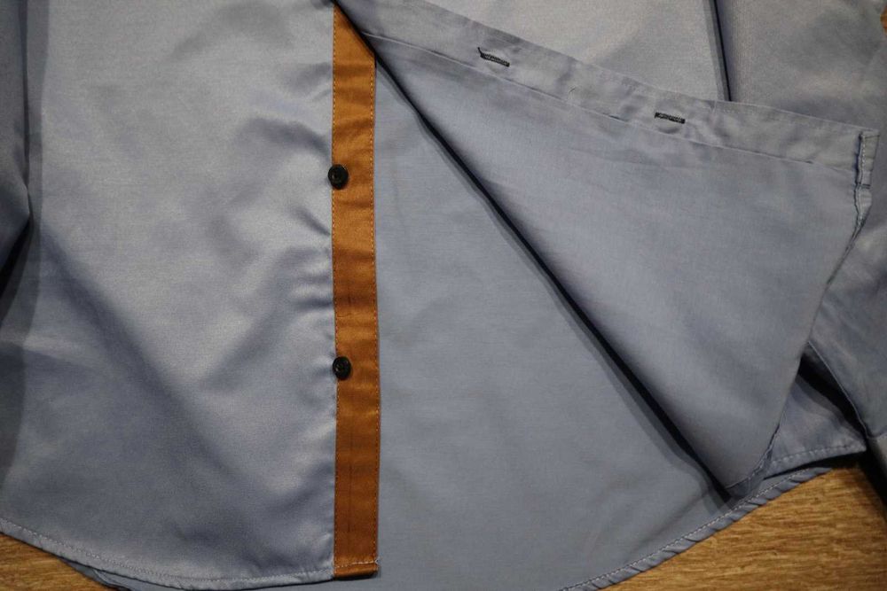 Фірмова чоловіча сорочка з довгим рукавом, розмір М