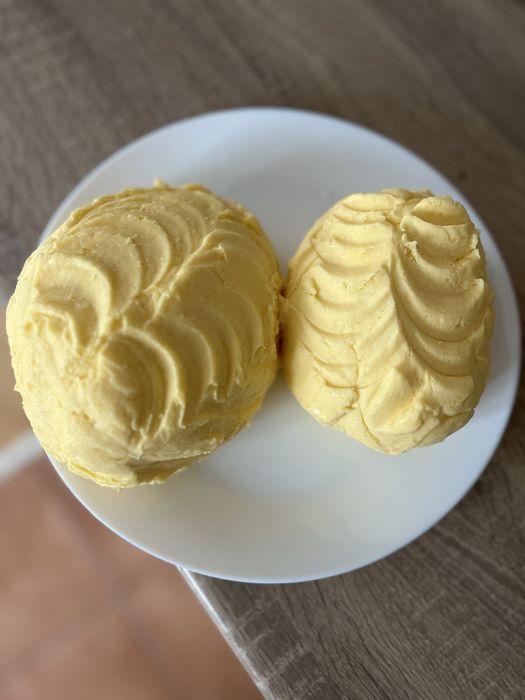 Sprzedam domowe masło, ser, śmietane i mleko krowie