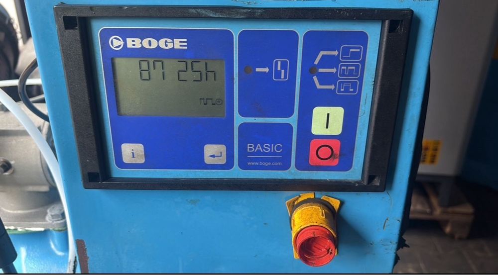 Kompresor srubowy 22kW 3m3 10 BAR