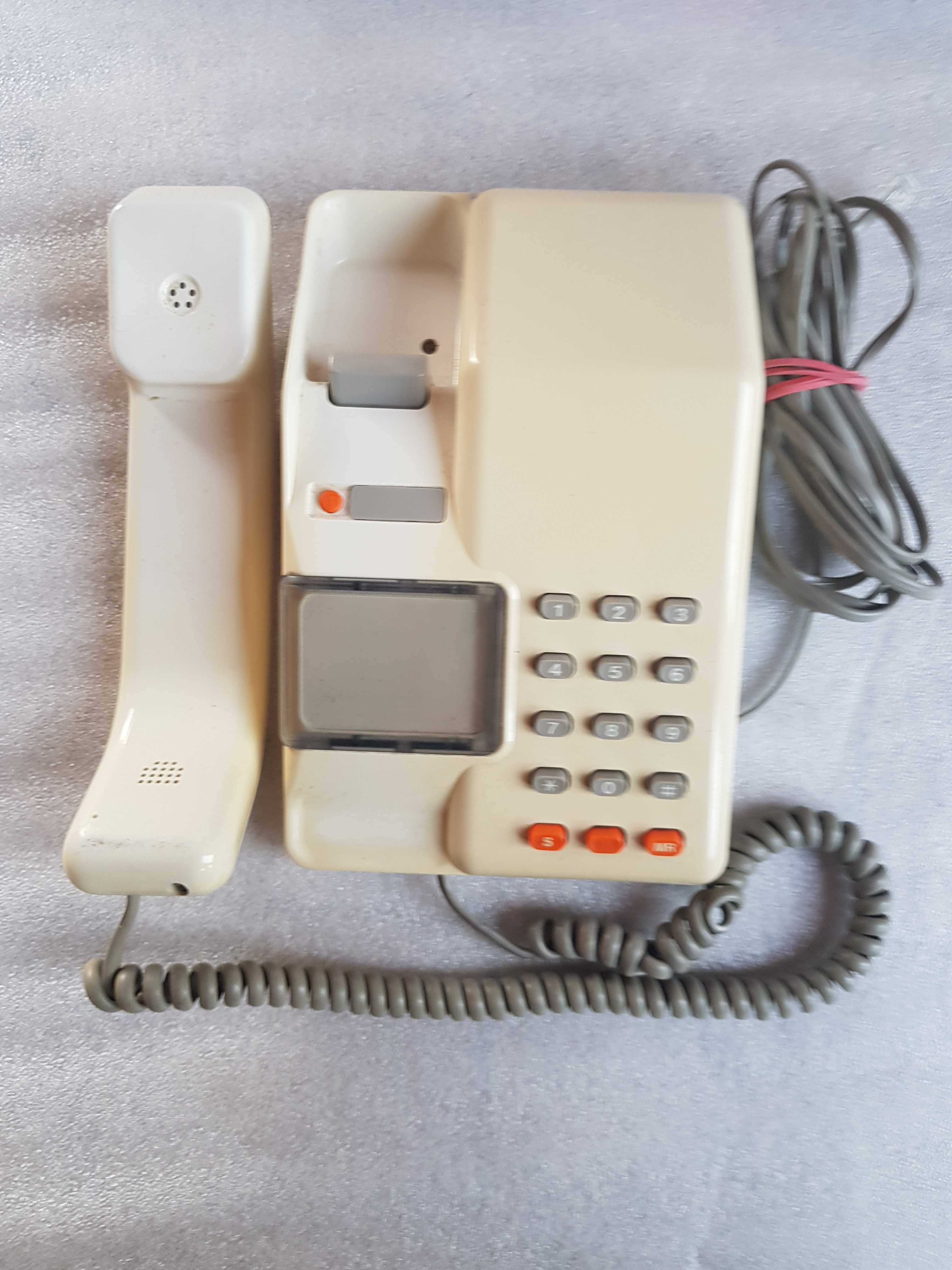 Telefon stacjonarny