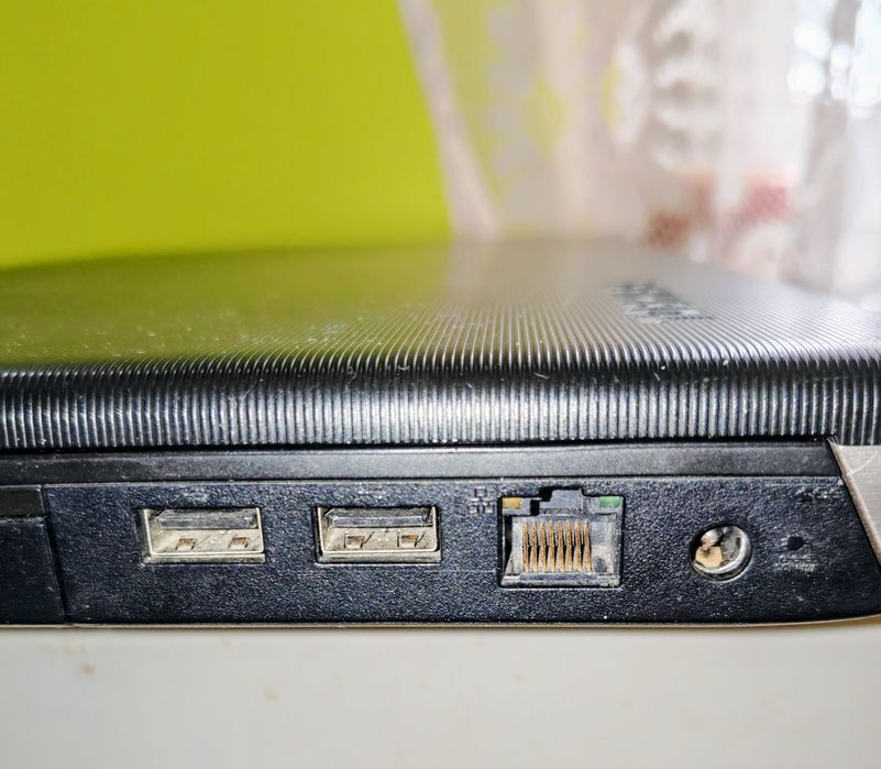 Laptop Tochiba Tecra A50-A