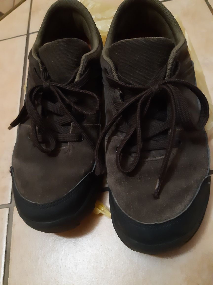 Buty myśliwskie niskie