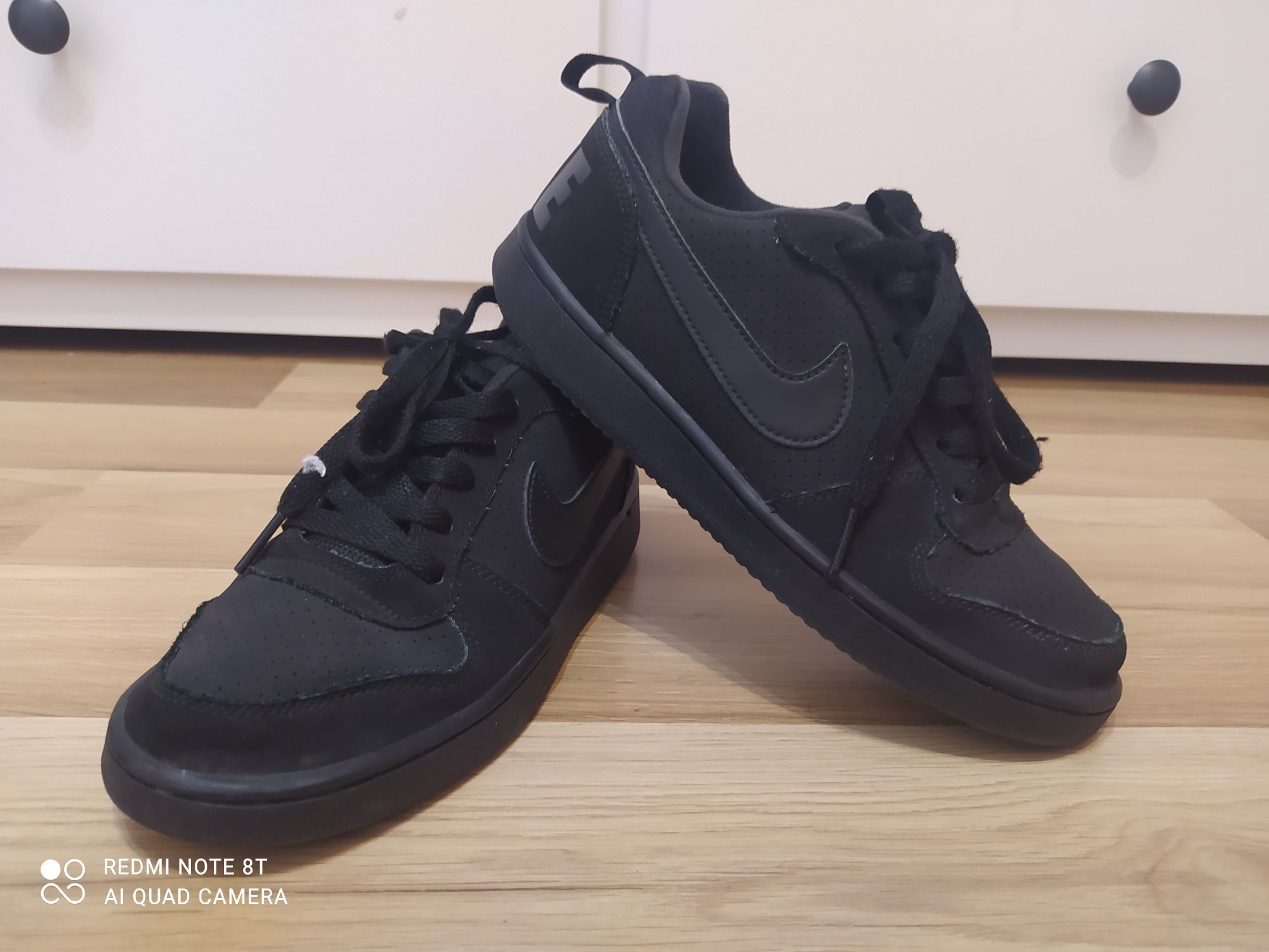 Sprzedam buty nike.