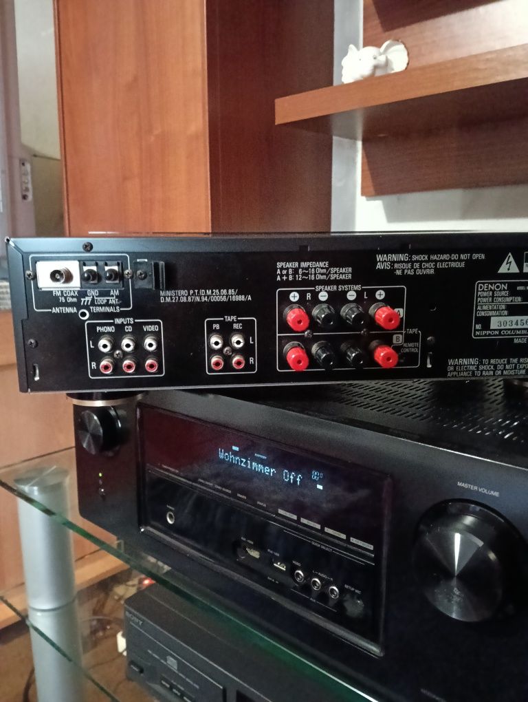 Amplituner Denon