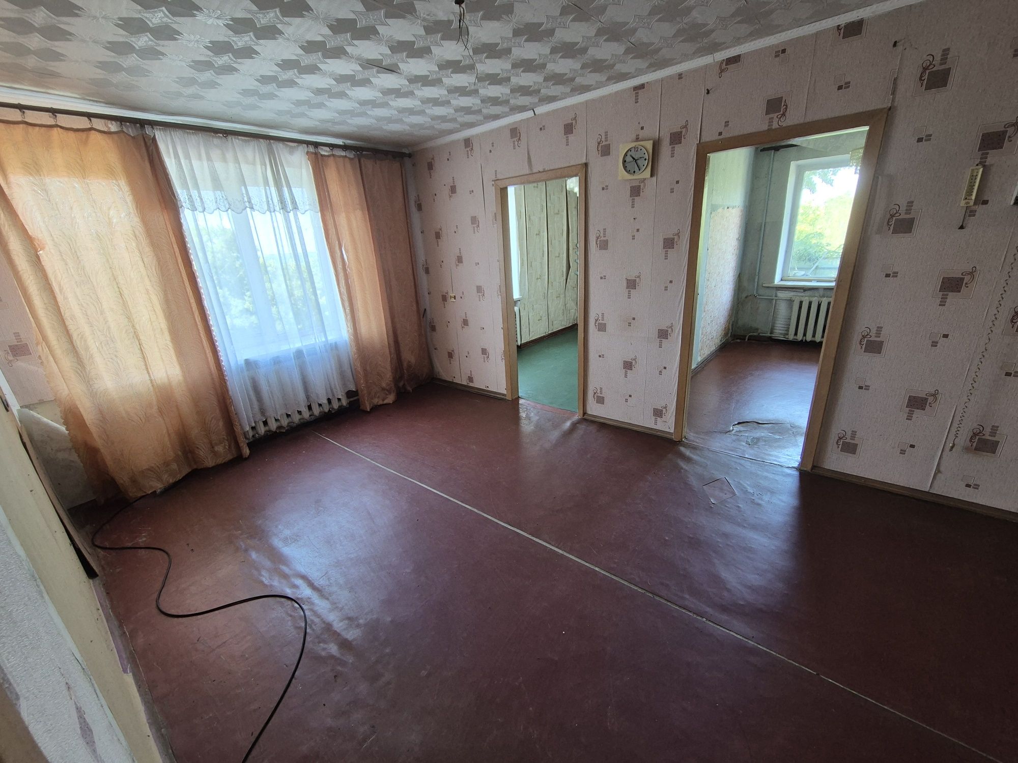 4-кімнатна район Обеліск
