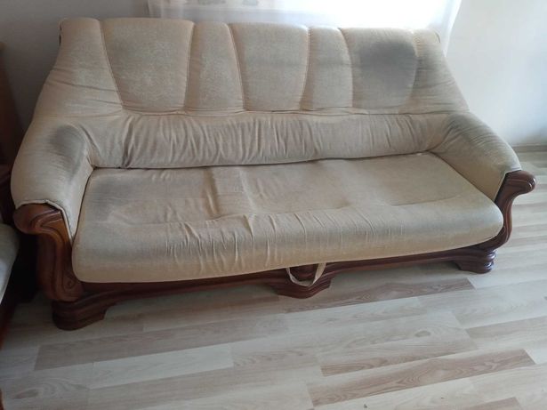 Komplet wypoczynkowy, kanapa, sofa, fotel, meble drewniane.