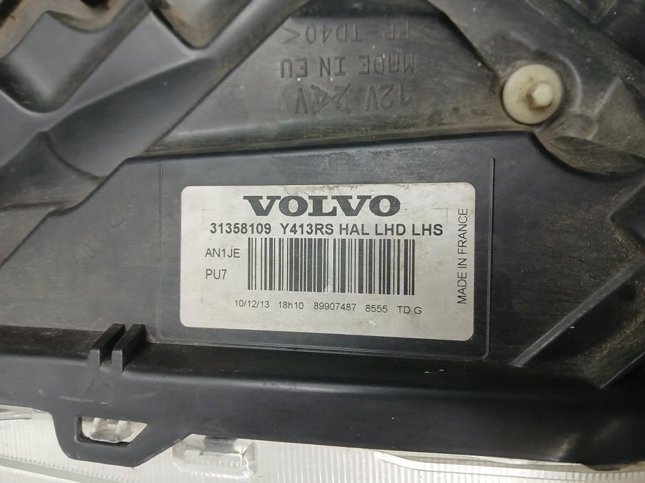 Ótica / farol esquerda VOLVO XC60 I (156)