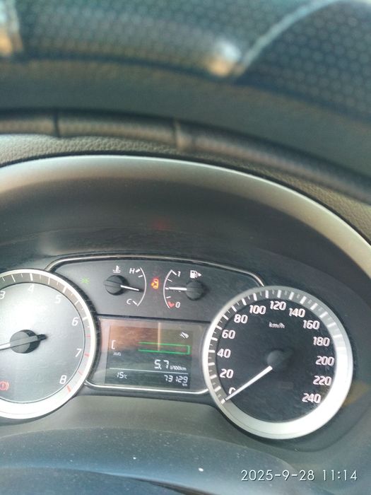 Автомобіль Nisan sentra