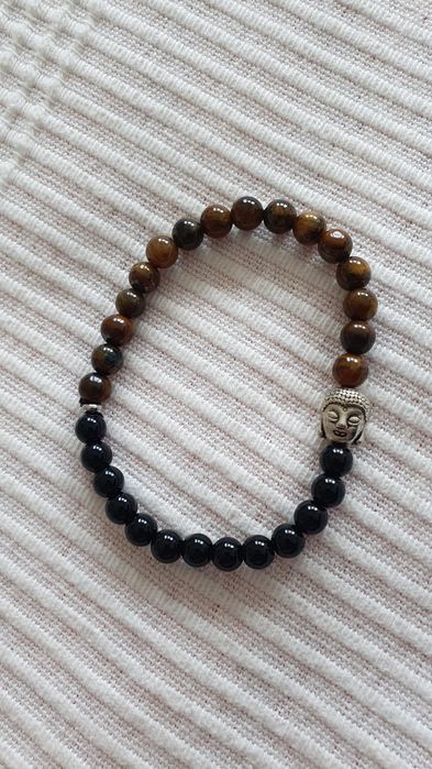 Pulseira em olho de tigre com buda