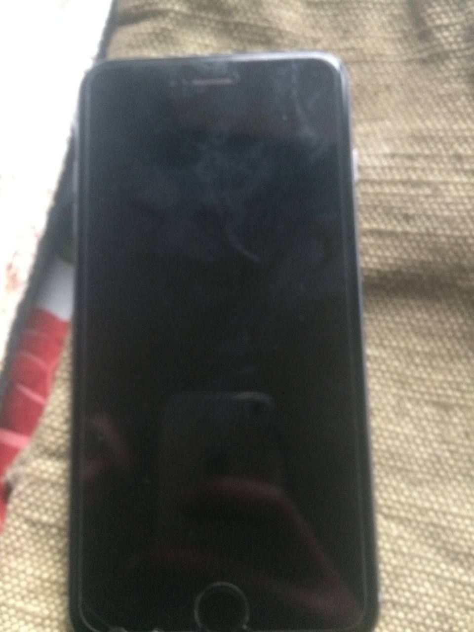 Продам IPhone 6+