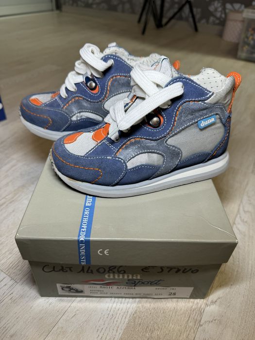 Ортопедичне дитяче взуття в ідеальному стані 28 р.