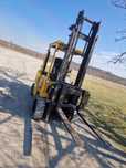 Wozek widlowy Caterpillar DP30