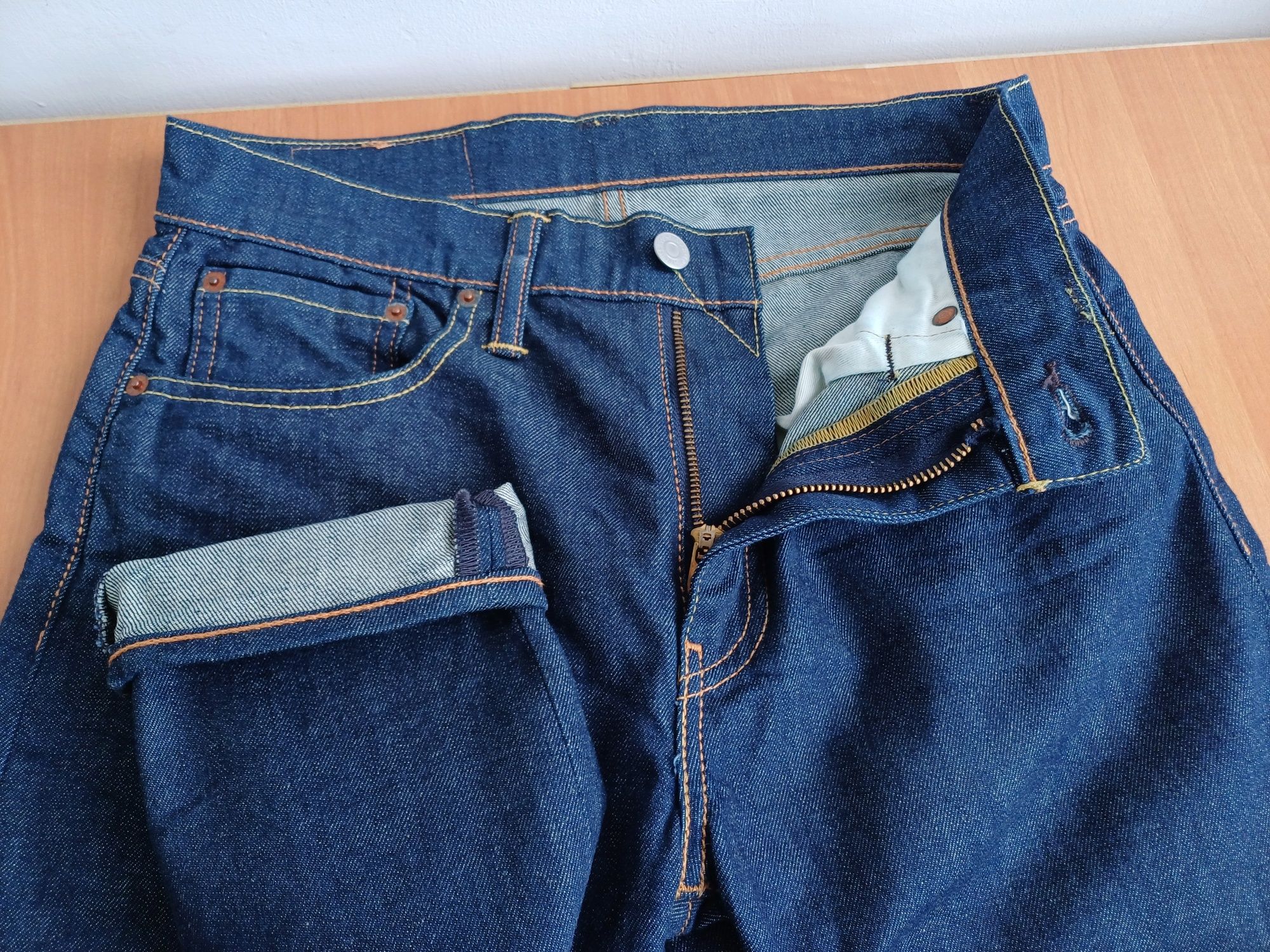 Зауженные джинсы LEVIS 512 ( оригинал) Польша 30/32