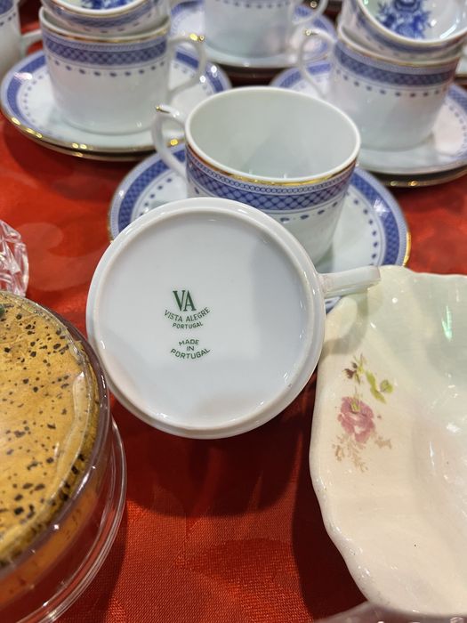 Conjunto completo de cha cozinha velha