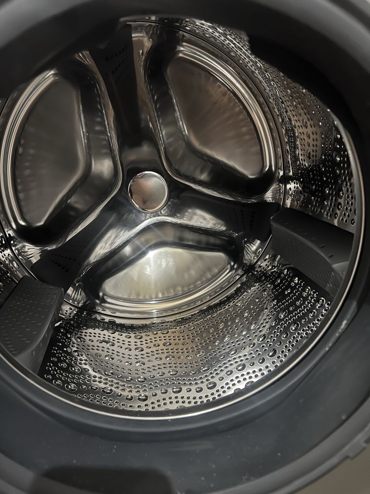 Пральна машина Bosch  WAY327X0 HomeProfessional Німеччина