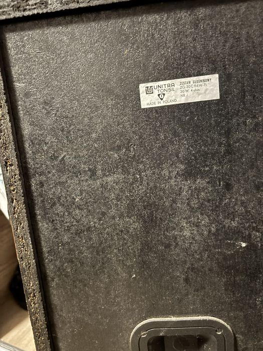 Zestaw dwie kolumny z wzmacniaczem unitra.