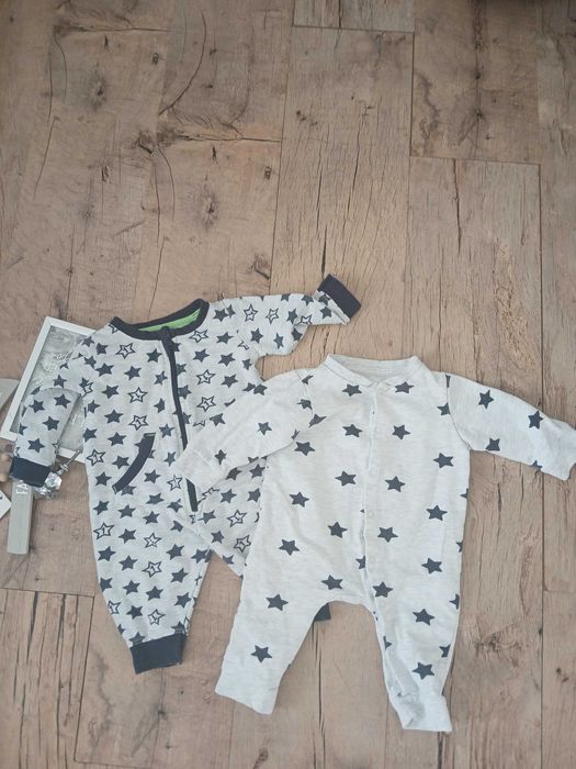 2x Dresowy rampers Fox &Bunny 3-6m gwiazdki