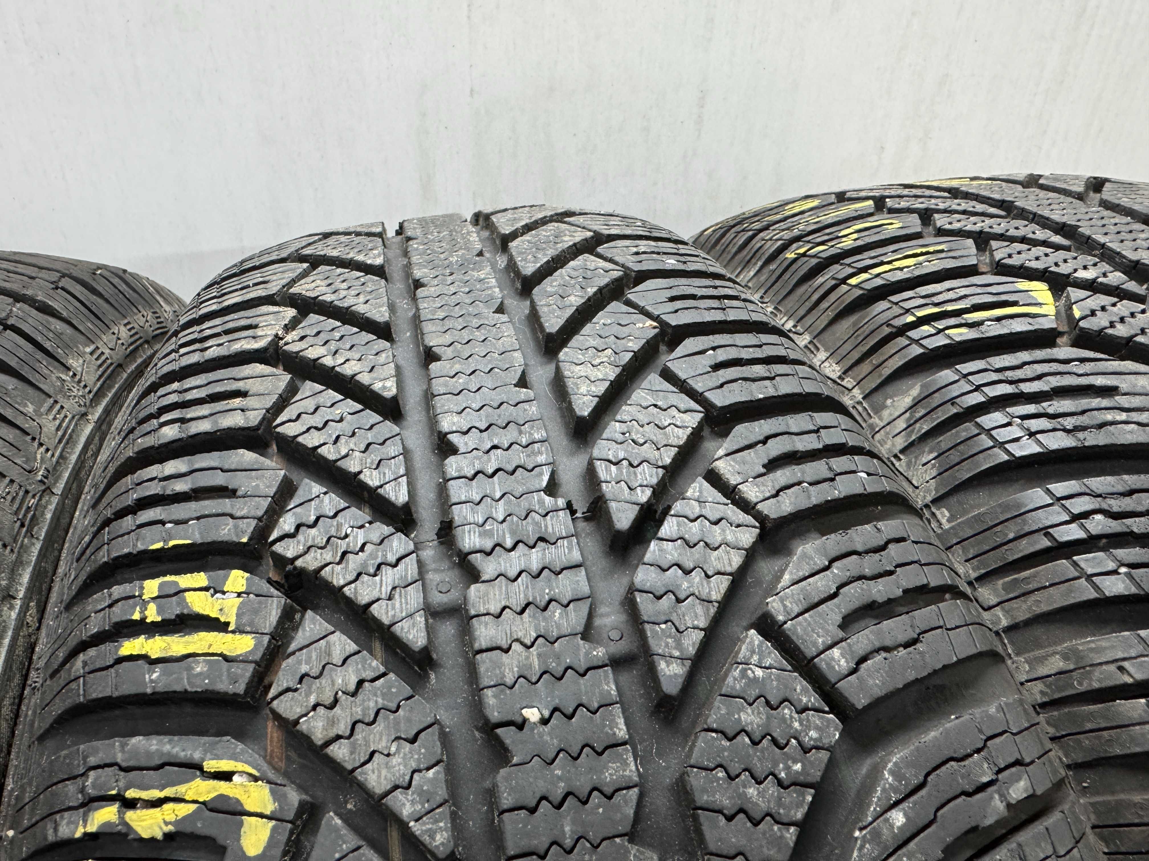 Semperit Master-Grip 2 215/65r16 98H 7mm Rant ochronny N0918
