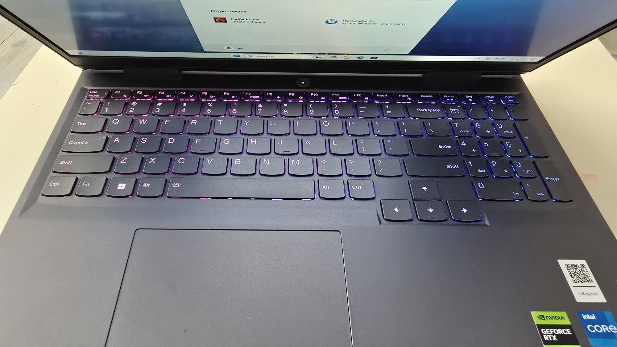 Laptop gamingowy Lenovo loq , i5, rtx 4050 , ddr5 , argb