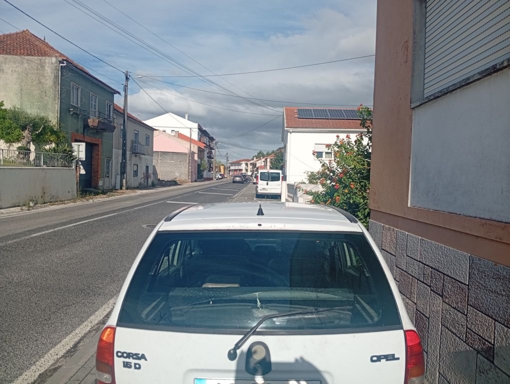 Opel corsa branco