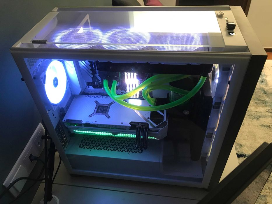 PC Ryzen 5 5600x RTX 3070 EKfluidgaming A240