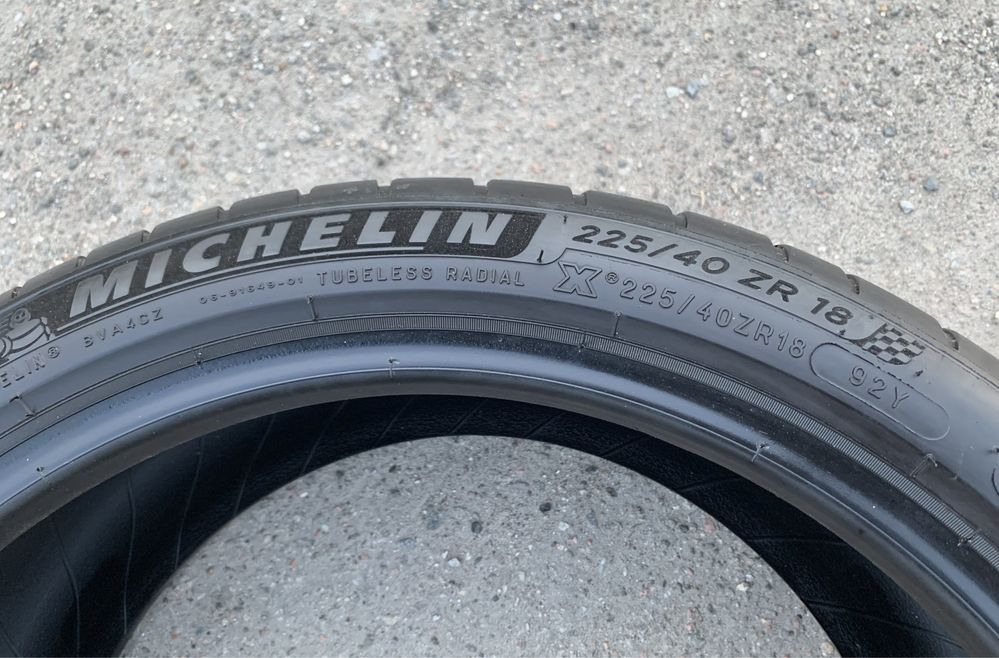 Шини Michelin Pilot Sport 4 ZP 225/40 R18 Run Flat пара