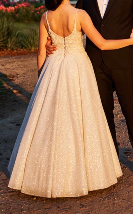 Brokatowa suknia ślubna Madonna