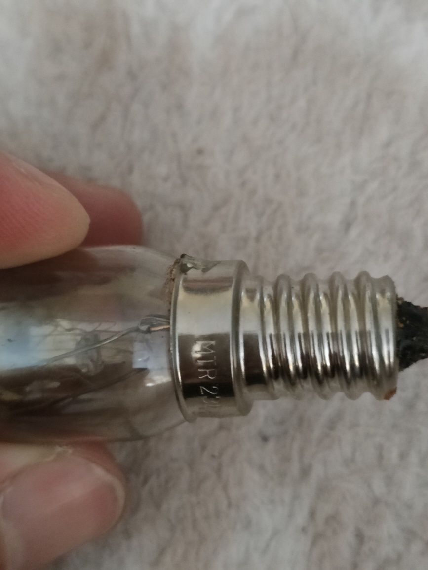 Żarówka z gniazdem do mikrofalówki MTR 20W 230V