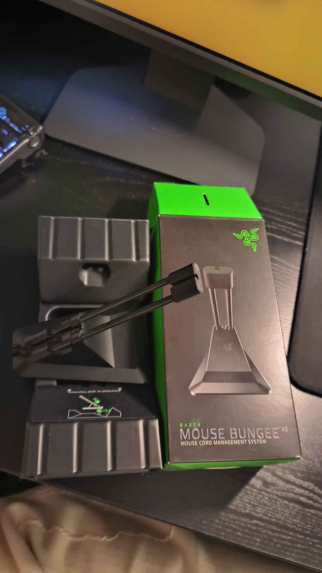 Razer Mouse Bungee V2 – Stan idealny