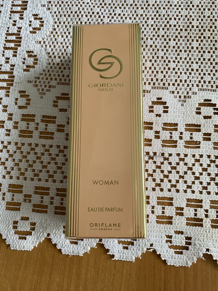 Woda perfumowana Giordani Gold Woman